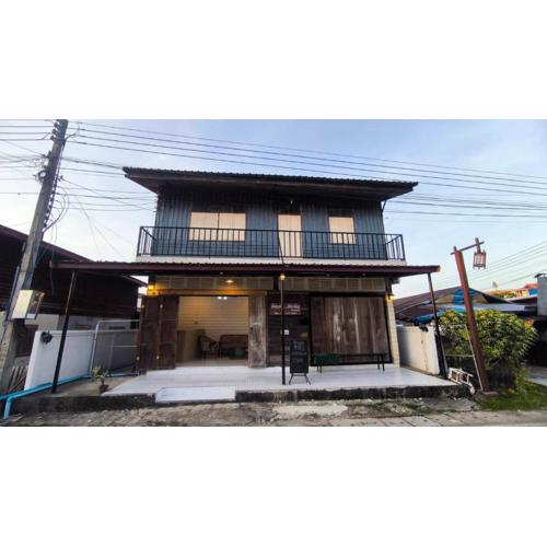 เชียงคาน ฮักเลย ฮักกัญ โฮมสเตย์ - ຊຽງຄານ ຮັກເລີຍ ຮັກກັນ ໂຮມສະເຕ-Chiang Khan Hugloei HugKan Homestay