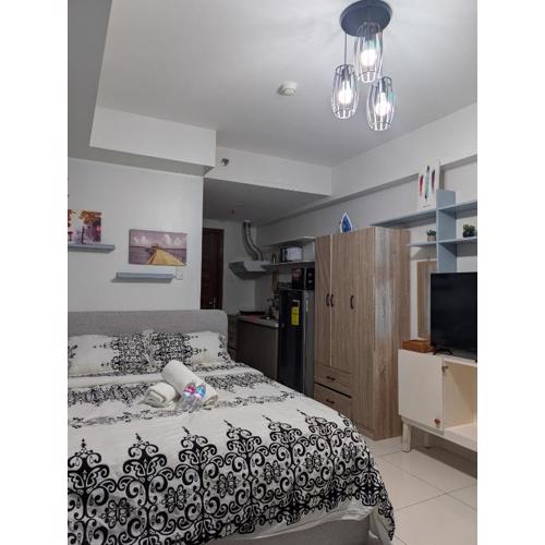 09T2 Chic Corners, Studio w Balcony, Horizons 101