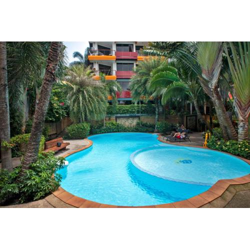 1 bdr Apartment Naiharn Beach Condo by CapitalPro