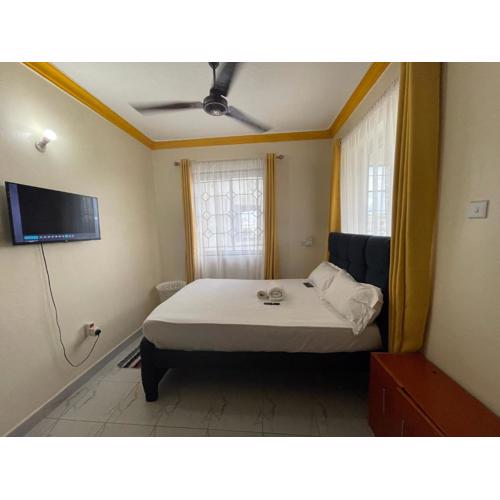 1 bed at Bamburi with extra mattress