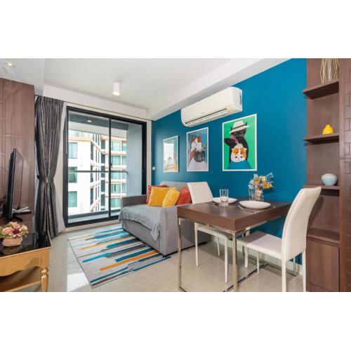 1 Bedroom Apartment - The Aristo Resort by HCR