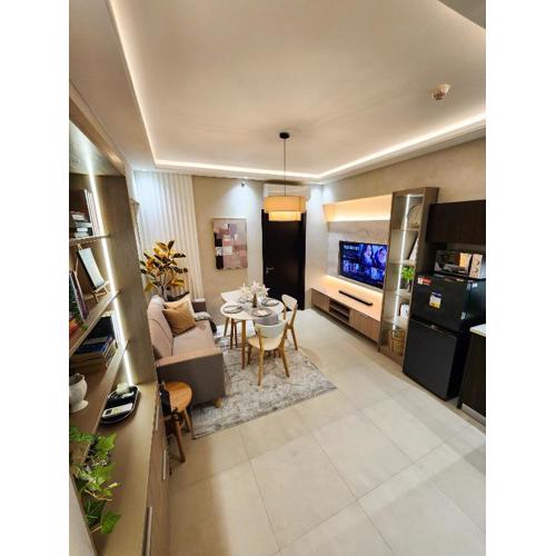 1 Bedroom Apartment in Aeon Towers I City Views I Free Wi-fi, Gym and Pool