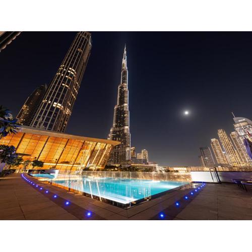 1 Bedroom apt High end luxurios building Next to Dubai mall