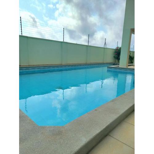 1 bedroom beach apartment behind Go kart near severine cowrie shell