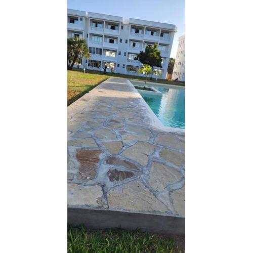 1 bedroom coastal getaway Casa Malindi with pool, 5 minutes to beach