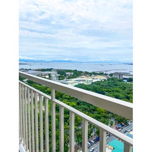 1 Bedroom Condo near CCP Roxas Boulevard Pasay