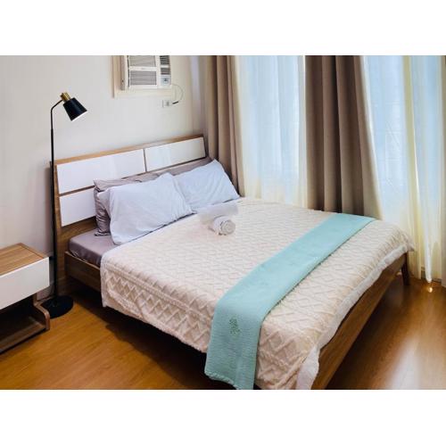 1 Bedroom Condo near US Embassy and St Lukes Medical Clinic
