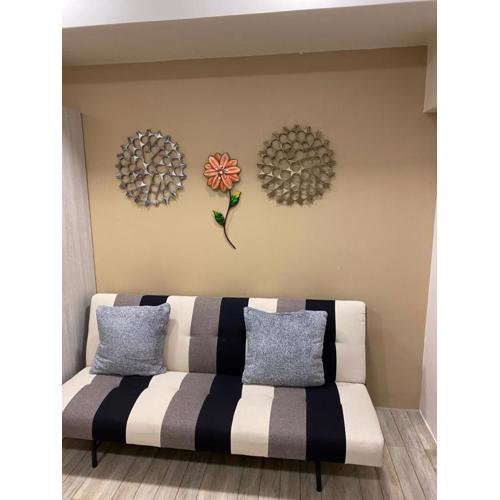 1 Bedroom Condo with View! LF10