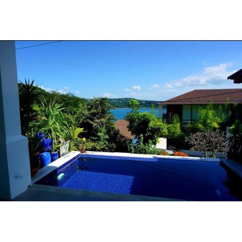 1 Bedroom Ensuite Beach House