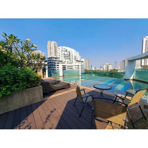 1 Bedroom in sukhumvit CBD 5 min to BTS Phromphong