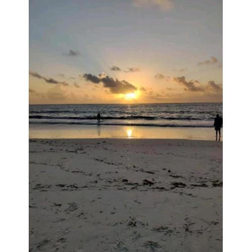 1 Bedroom Near Sarova White Sands