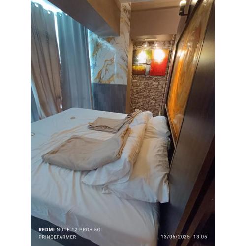 1 Bedroom Red Oak Serendra BGC