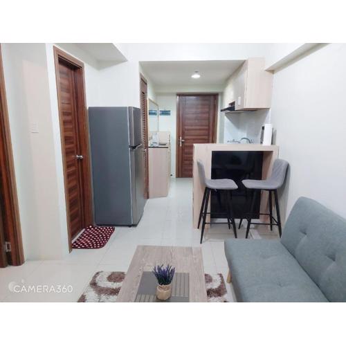 1 Bedroom RudRose Condo At Horizons 101 Cebu, City