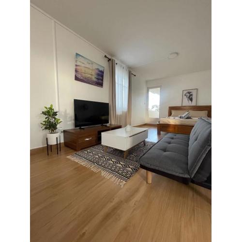 1 Bedroom Studio 10mins Walk to Beach - NR1