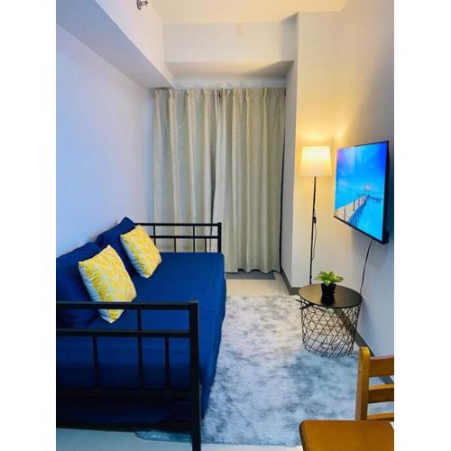 1 Bedroom with Balcony near Mall of Asia