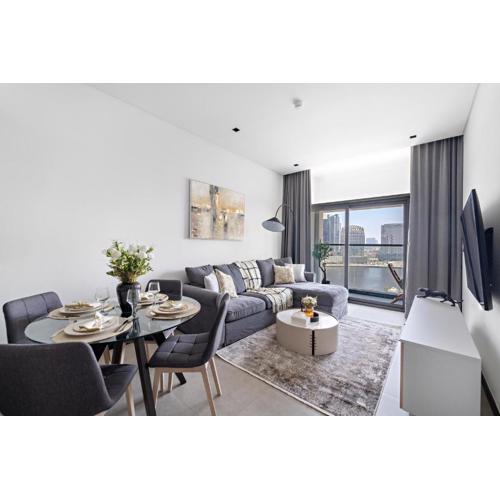 1 Bedroom with Canal View - 15 Northside