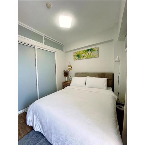 1 BR Condo with balcony in Verdon Parc with Sea View