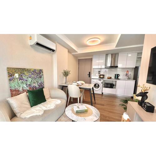 1 BR Luxury Condo in Chiang Mai near Central Festival
