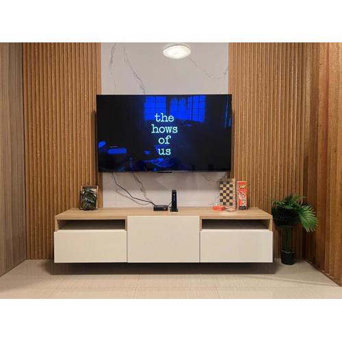 1 BR with balcony near MOA, SMX