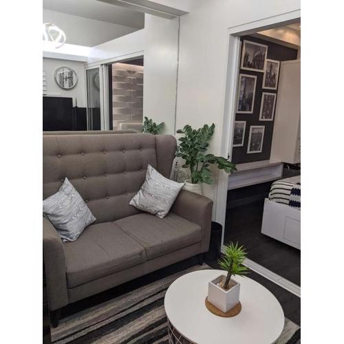 1 Cozy Bedroom in Lumiere Residences