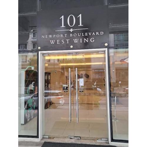 101 Newport Boulevard