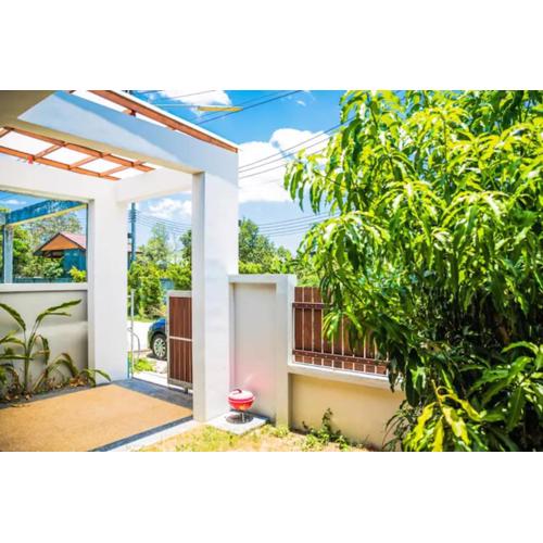 Новый дом 106 м2, территория 160 м2 и своя парковка