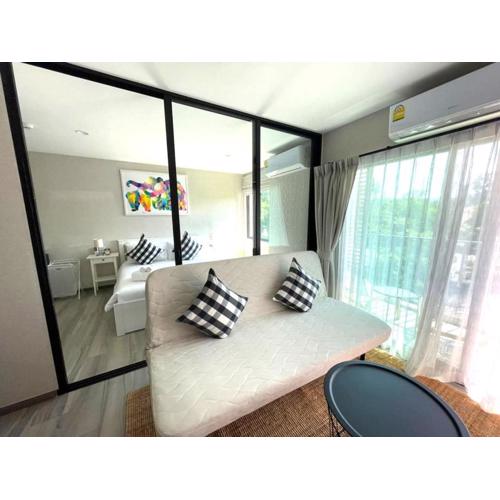 С12 Title Naiyang Ватсап669З5В2I976