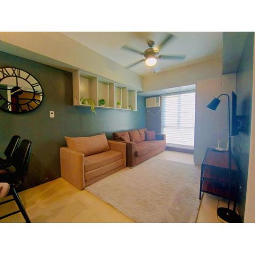 1205T2 Avida Riala IT Park 1BR Unit 400Mbps Internet