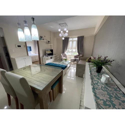 150 Newport Blvd condotel