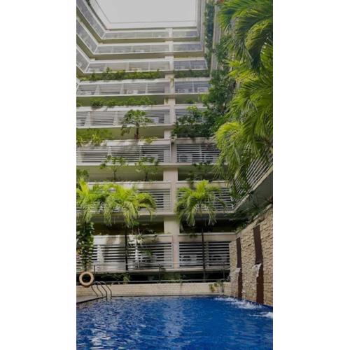 150 Newport boulevard