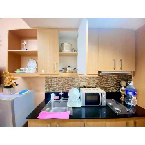 1528-1br-1bed-1sofa bed 1pull out pool view with balcony