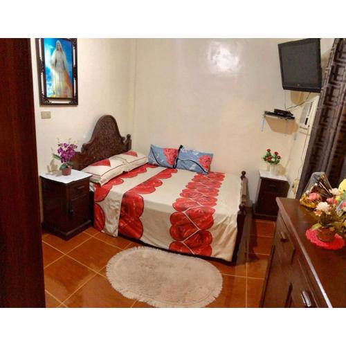 15pax-2 minutes to Vigan-RoseandFer Transient-2 Bedroom House