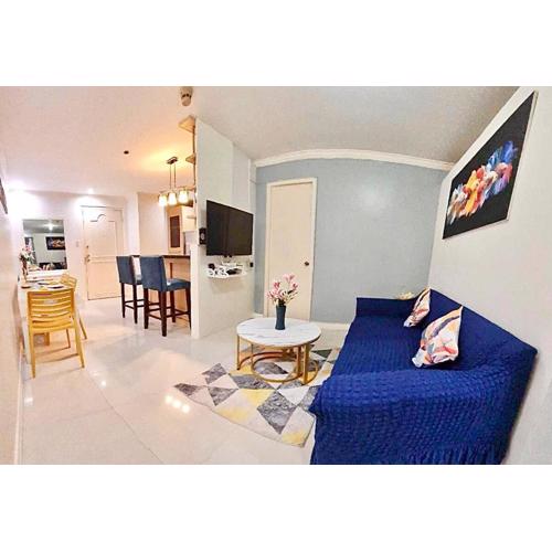 16 Guest for Group at Palm Tower 2 Makati RM 203