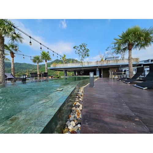 1BDR Rooftop bar The biggest gym Spa centre