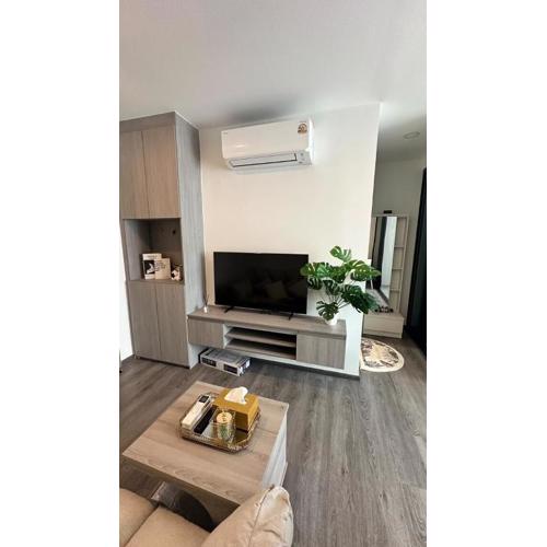 1Bed Room Near Airport BTS Big-c Swimming Pool Gym