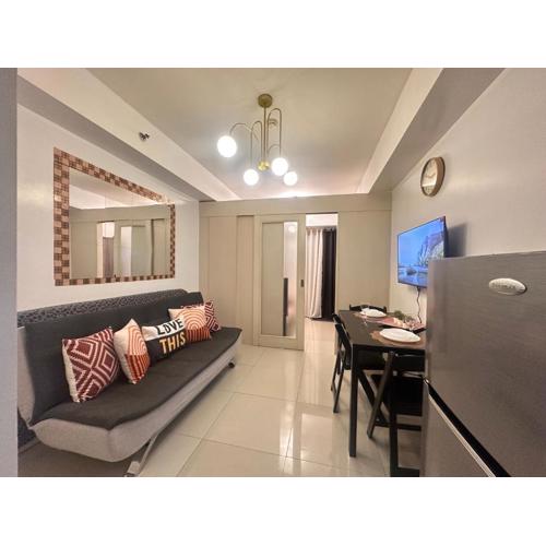 1bedroom with balcony at Sea Residences near MOA and SMX