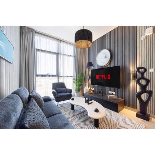 1BR Aesthetic Home by Blue Cloud Holidays