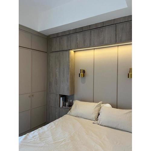 1BR apartment near MRT station