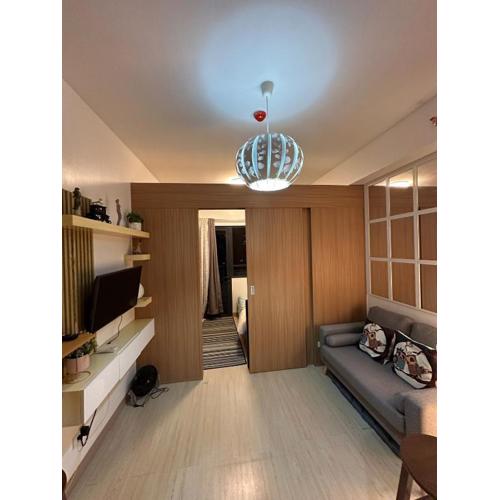 1BR Ayala Makati Apartment at Lush Residences