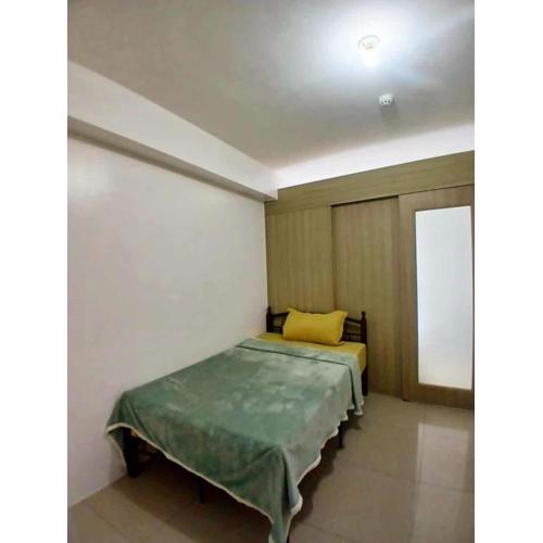 1BR Condo with 2 Beds near MOA & Airport - 9117C