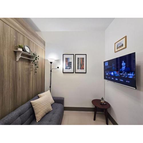 1BR Condotel with Balcony at FAME Residences #FM23-1