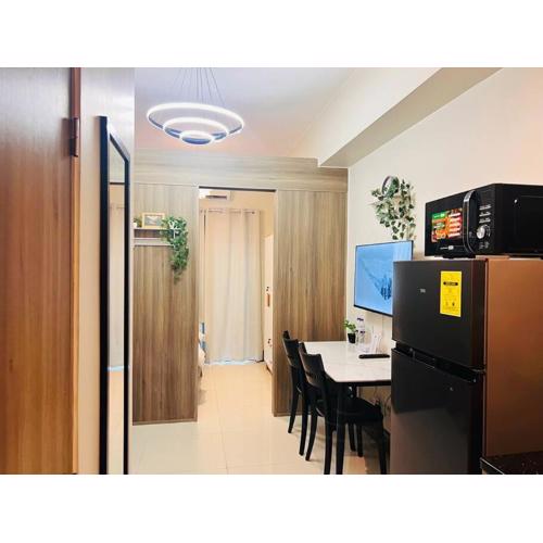 1BR Condotel with Balcony at FAME Residences #FM26