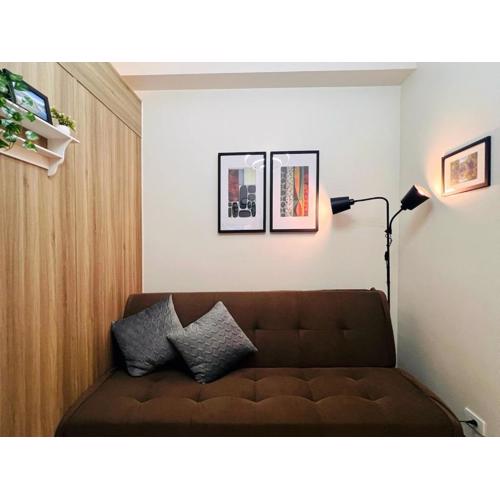 1BR Condotel with Balcony at FAME Residences #FM28-1