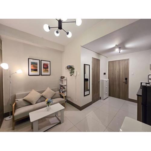 1BR Condotel with Balcony at FAME Residences #FM34