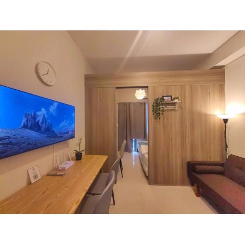 1BR Condotel with Balcony at FAME Residences #FM37