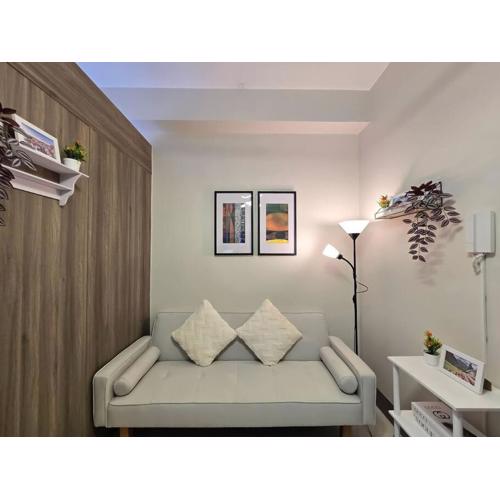 1BR Condotel with Balcony at FAME Residences #FM63