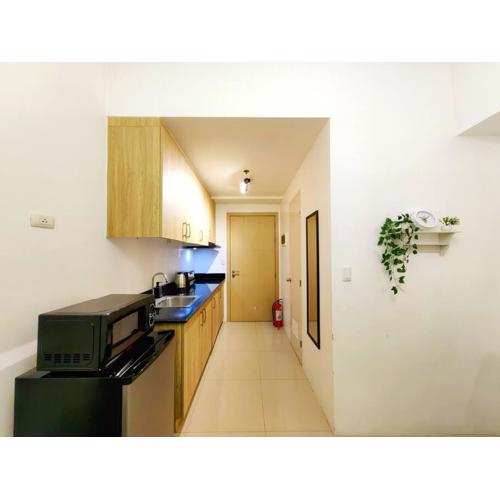 1BR Condotel with Balcony at SM Light Residences #LT05