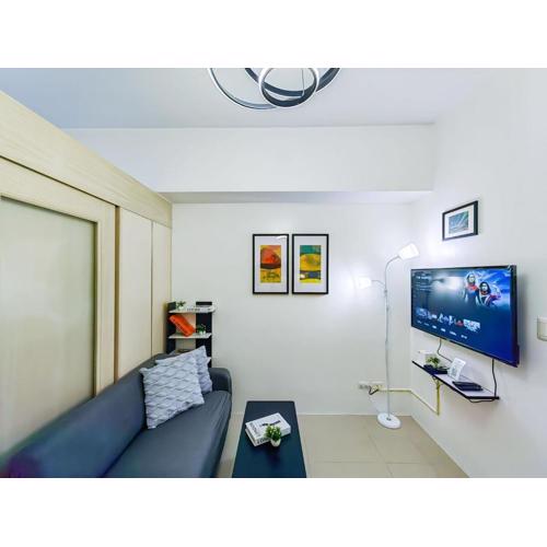 1BR Condotel with Balcony at SM Light Residences #LT06-1