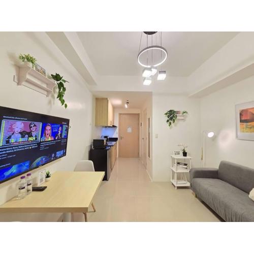 1BR Condotel with Balcony at SM Light Residences #LT08