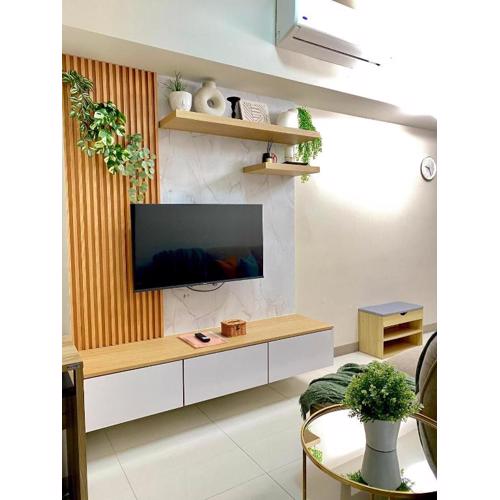 1BR executive unit in Uptown Parksuites BGC